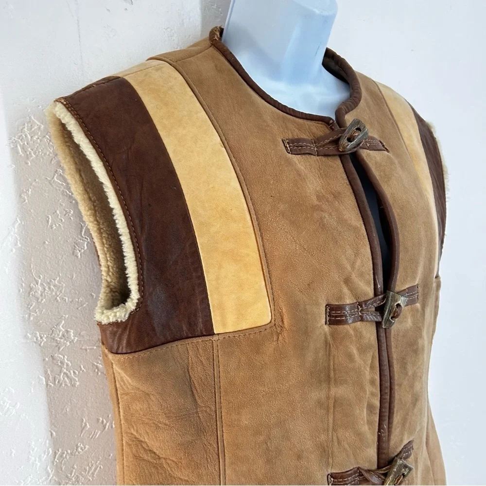 RARE Vintage Abercrombie & Fitch 70/80s Lambskin Suede Vest Tan and Brown 12